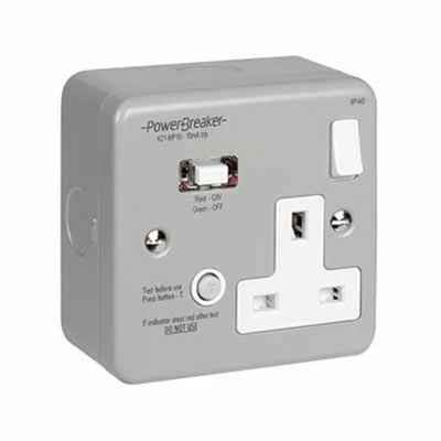 MCSKTSW1GRCD Exclusive Metal Clad RCD Protected 1 Gang 13A Switched Socket White Insert