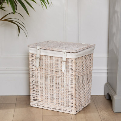 Medium Boutique White Wash Storage Laundry Hamper With Linin