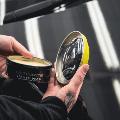 Meguiars Ultimate Paste Wax Microfibre Cloth and Applicator Pad Included