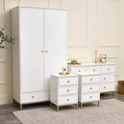 Melody Maison Double Wardrobe, Large Chest of Drawers & Pair of Bedside Tables - Aisby White Range