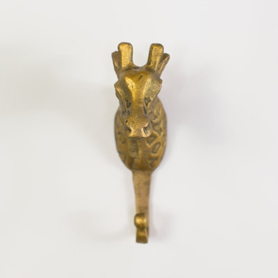 Melody Maison Gold Metal Giraffe Wall Hook