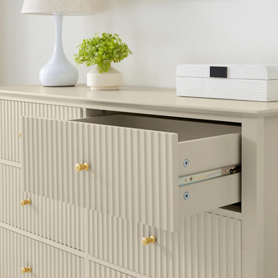 Maison 6 store drawer dresser