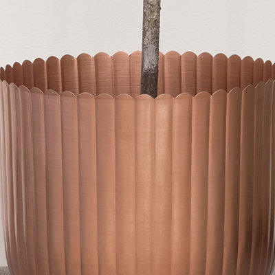 Melody Maison Large Copper Ribbed Metal Planter