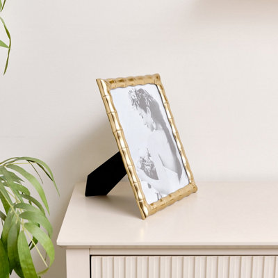 Melody Maison Large Gold Bamboo Portrait Photo Frame - 8 x 10