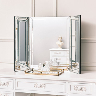 White triple dressing table outlet mirror