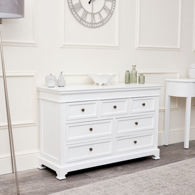 Melody Maison Large White 7 Drawer Chest of Drawers - Daventry White Range