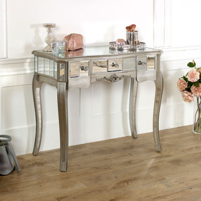 Melody Maison Mirrored Dressing Table - Tiffany Range