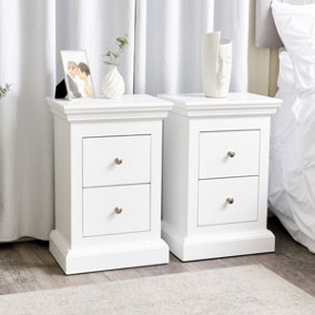 Melody Maison Pair of White 2 Drawer Bedside Tables - Slimline Haxey White Range