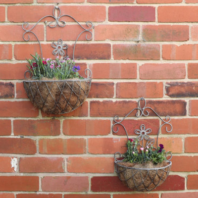 Melody Maison Set of 2 Ornate Antique Grey Wall Planters