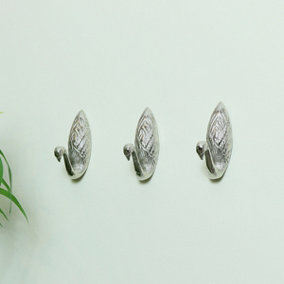 Melody Maison Set of 3 Silver Metal Swan Wall Hooks
