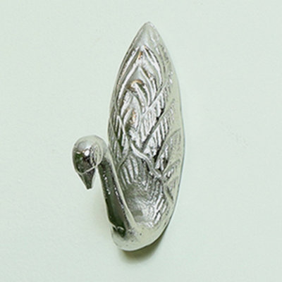 Melody Maison Set of 3 Silver Metal Swan Wall Hooks