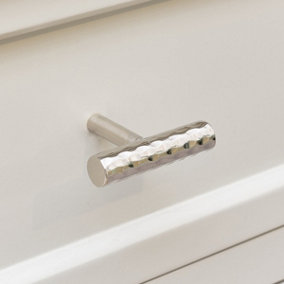 Melody Maison Silver Metal Hammered Drawer Bar Pull Handle