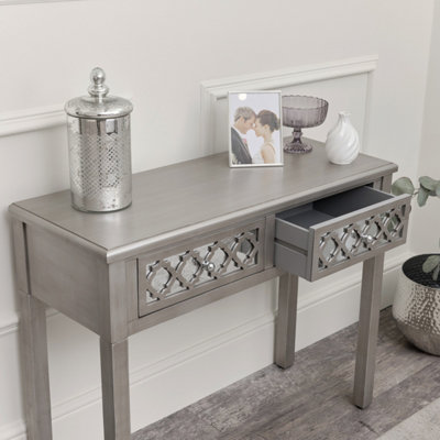 Melody Maison Silver Mirrored Lattice Console Table / Dressing Table - Sabrina Silver Range