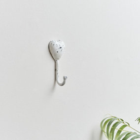 Melody Maison White Distressed Metal Heart Wall Hook