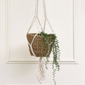 Melody Maison Woven Seagrass Hanging Planter