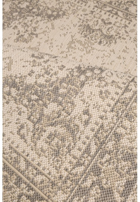 Melrose Eden Medallion Silver Coloured Indoor Outdoor Area Runner Rug 10mm Pile Height - 67/200cm