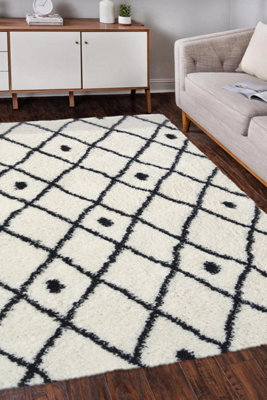 Melrose Shaggy Nomadic White Patterned Black Lines Indoor X-Large Area ...