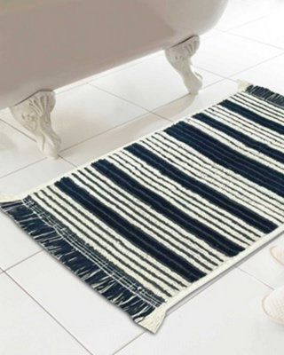 Meta Bathmat 46x76cm Grey Stripes