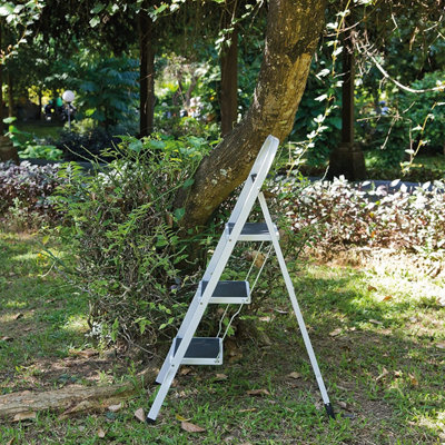 Metal 3 on sale step ladder