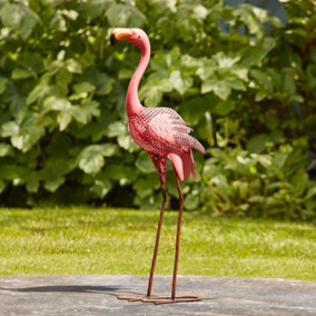 Metal Flamingo Ornament, Bird Statue, Outdoor Painted Sculpture for Pathways, Patios & Borders, Height 61cm