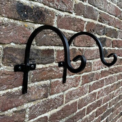 Metal Round Hanging Basket Hooks (20cm) Set of 2 DIY at B&Q