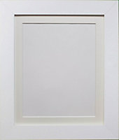 Metro White Frame with Ivory Mount for Image Size 30 x 20 Inch