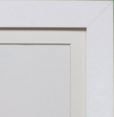 Metro White Frame with Ivory Mount for Image Size A5