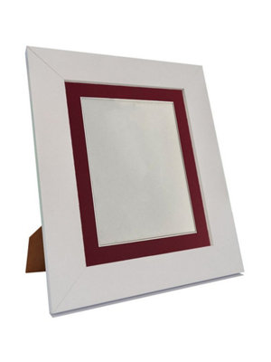Metro White Frame with Red Mount for Image Size 6 x 4 Inch