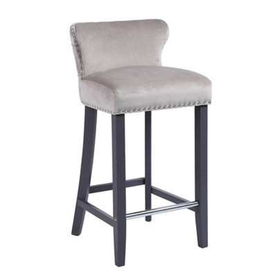 Bar stools deals with tufted back
