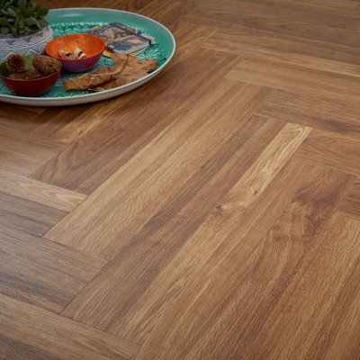 Midas Oak Natural Wood Effect Parquet 122mm x 610mm LVT Flooring Planks (Pack of 50 w/ Coverage of 3.72m2)