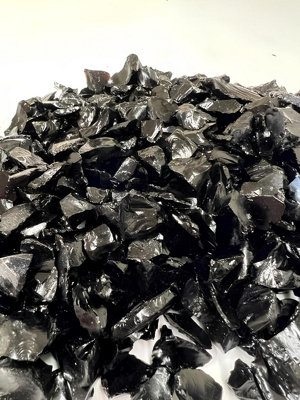 Midnight Black Tumbled Glass Chippings 10-20mm - 25 1kg Bags (25kg)