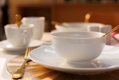 Mikasa Chalk Porcelain Dinner Plate Set 27cm White | 4 Piece