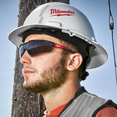 Milwaukee Enhanced Safety Glasses Tinted Lens Anti-Fog