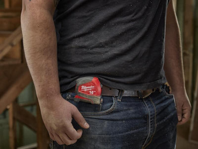 Milwaukee Hand Tools 4932459593 Pro Compact Tape Measure 5m (Width 25mm)  (Metric Only) MHT932459593 DIY at BQ