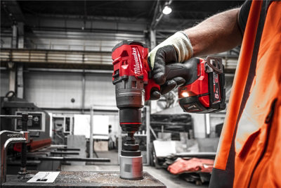Milwaukee M18FPD3 FUEL Gen4 Brushless Combi Drill 18V X2 M18B5 Fast Charger Case