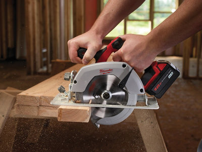 Milwaukee circular on sale saw 165mm