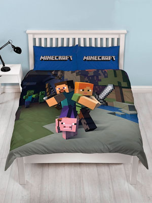 Minecraft Duvet Cover and Pillowcase Set - Double | DIY at B&Q