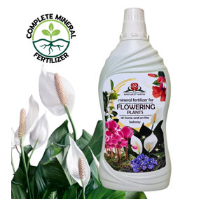 MINERAL FERTILIZER FOR FLOWERING PLANTS  0.5 L