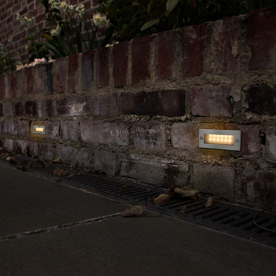 Mini 1.5w LED Warm White Outdoor Recessed Brick Light IP44 ZLC092WW