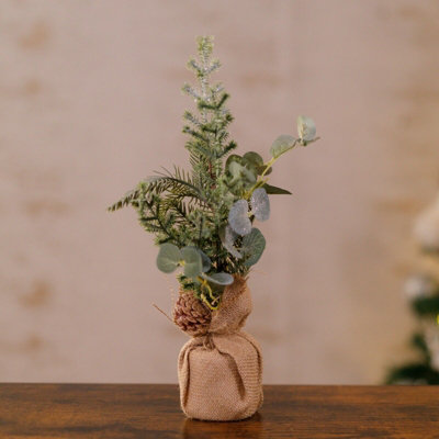 Mini Christmas Tree with Pinecones in Jute Bag - 8