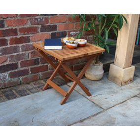 B&q garden online tables