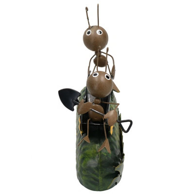 Miniature Life Metal Ant Pushing Wheelbarrow Garden Gift Ornament 5x15x16cm