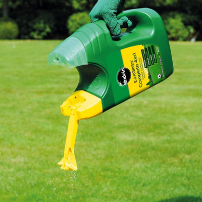 Miracle-Gro EverGreen Complete 4 in 1 Spreader - 2.8kg - 80m²