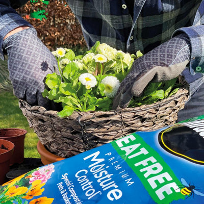 Miracle Gro Moisture Control Compost Pots & Baskets Peat Free Premium ...