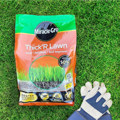 Miracle-Gro Thick R Lawn Grass Seed Fertiliser Soil Improver Nitrogen Feed 4kg - 4