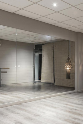 MirrorOutlet Circuitt 4mm Sheet Mirror Glass 213 x 122cm (7ft x 4ft)