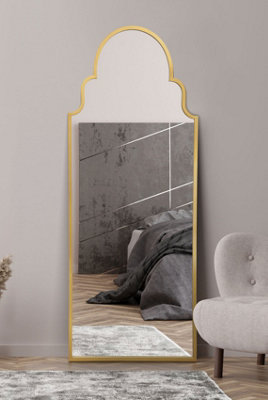 Crown mirror deals