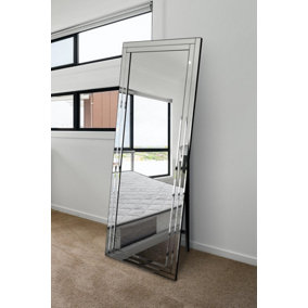 MirrorOutlet Extra Large Full Length Free standing Cheval Mirror 170 x 58cm