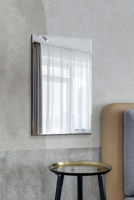 MirrorOutlet Frameless Modern Single Bevelled Venetian Mirror 120 x 80CM, 3ft11