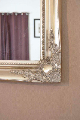 MirrorOutlet Hamilton Vintage Silver Antique Design Wide Wall Mirror 137 x 107cm